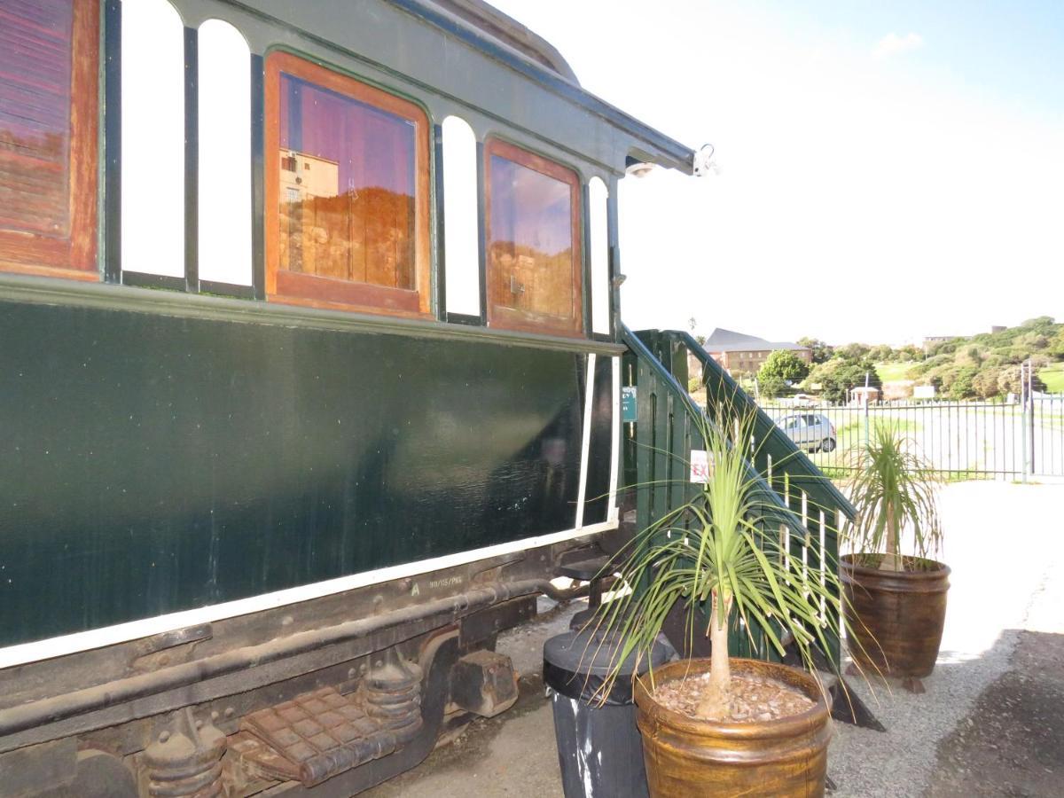 Santos Express Hostel Mosselbaai Buitenkant foto